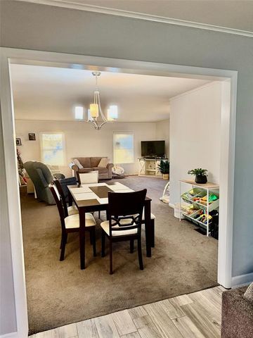 721 E 4th Street, Chandler, OK 74834