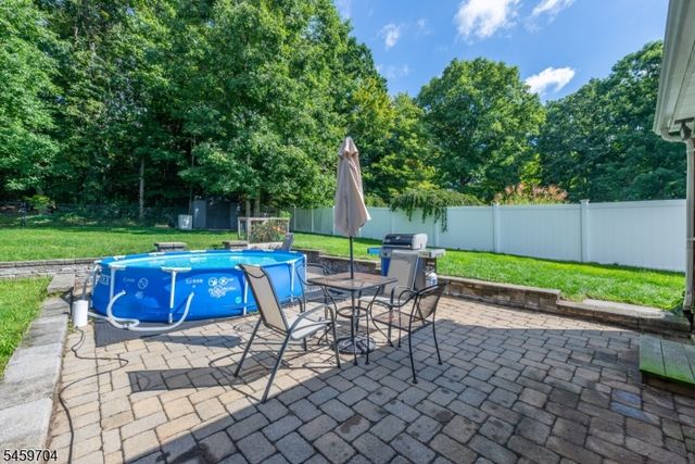47 Grove St, West Milford Twp., NJ 07438