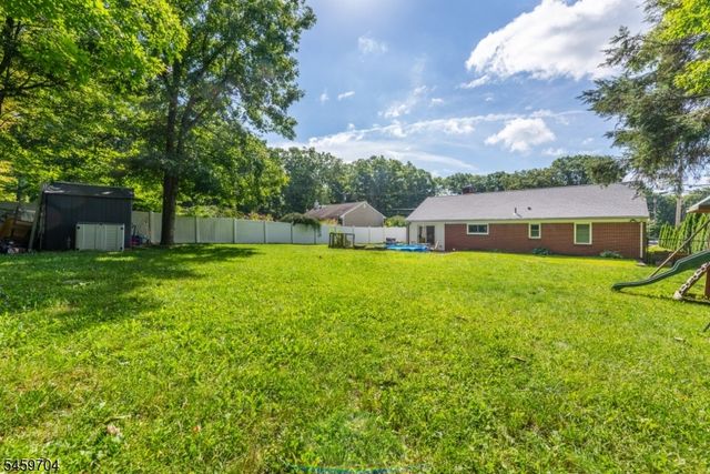 47 Grove St, West Milford Twp., NJ 07438