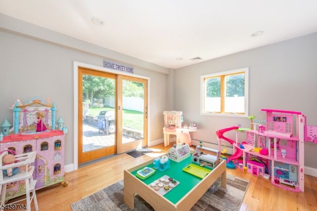 47 Grove St, West Milford Twp., NJ 07438