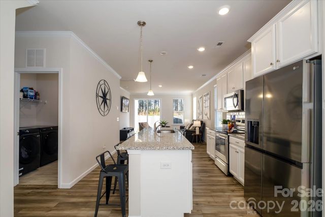 8156 Merryvale Lane, Charlotte, NC 28214