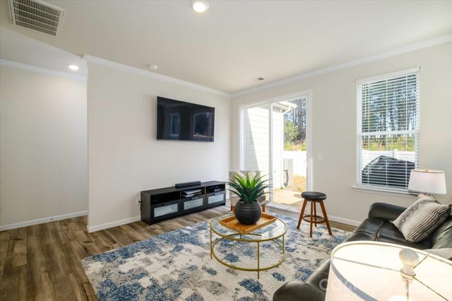 8156 Merryvale Lane, Charlotte, NC 28214