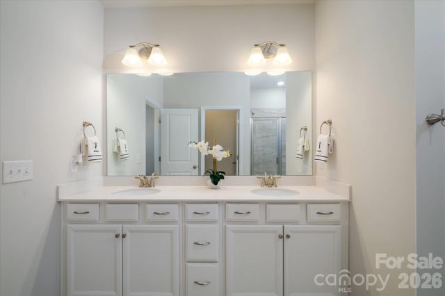 8156 Merryvale Lane, Charlotte, NC 28214