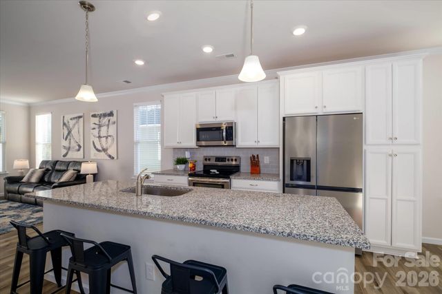 8156 Merryvale Lane, Charlotte, NC 28214