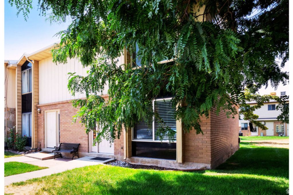 989 CANYON RD #13, Ogden, UT 84404 — exterior