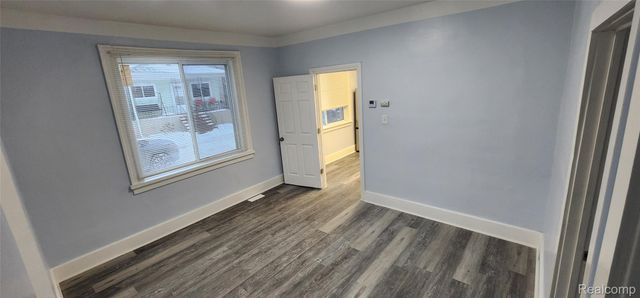 11705 Mackay Street, Hamtramck, MI 48212