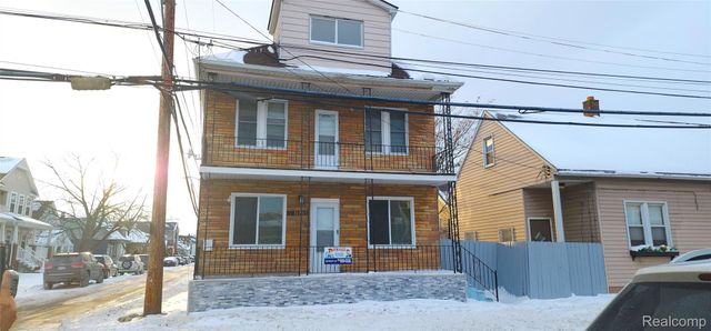 11705 Mackay Street, Hamtramck, MI 48212