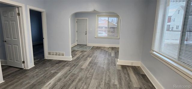 11705 Mackay Street, Hamtramck, MI 48212