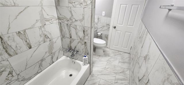 11705 Mackay Street, Hamtramck, MI 48212