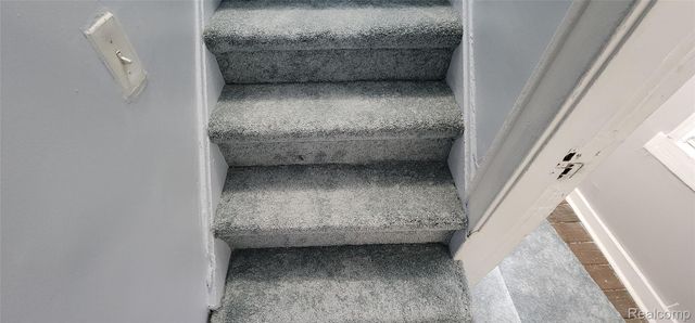 11705 Mackay Street, Hamtramck, MI 48212