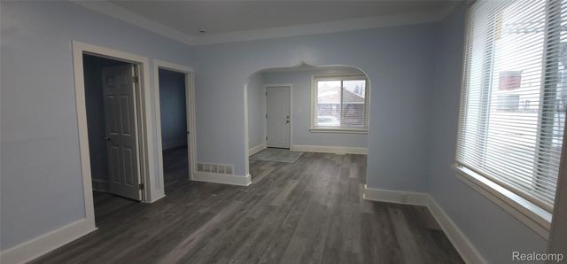 11705 Mackay Street, Hamtramck, MI 48212