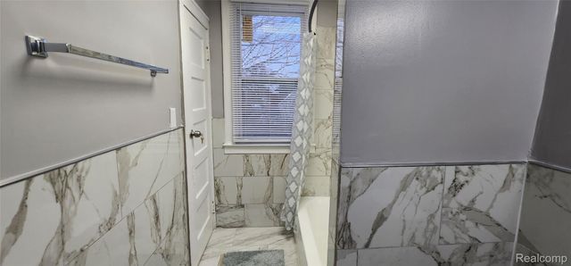 11705 Mackay Street, Hamtramck, MI 48212