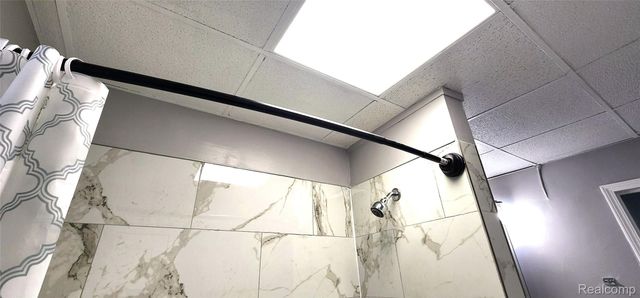 11705 Mackay Street, Hamtramck, MI 48212