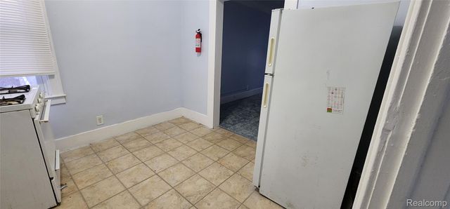 11705 Mackay Street, Hamtramck, MI 48212