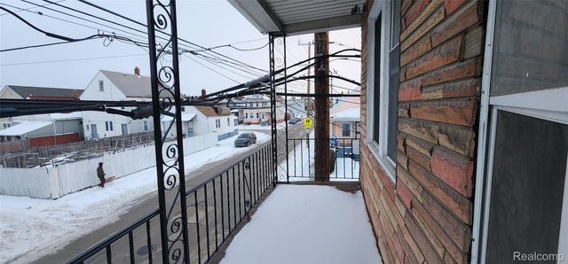 11705 Mackay Street, Hamtramck, MI 48212