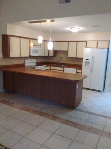 4033 ANNA DRIVE, Apopka, FL 32703