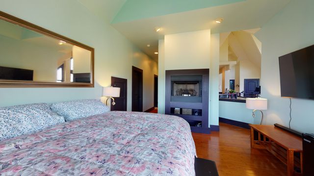 268 Little Oak Island Drive, Folly Beach, SC 29439