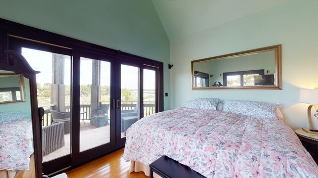 268 Little Oak Island Drive, Folly Beach, SC 29439