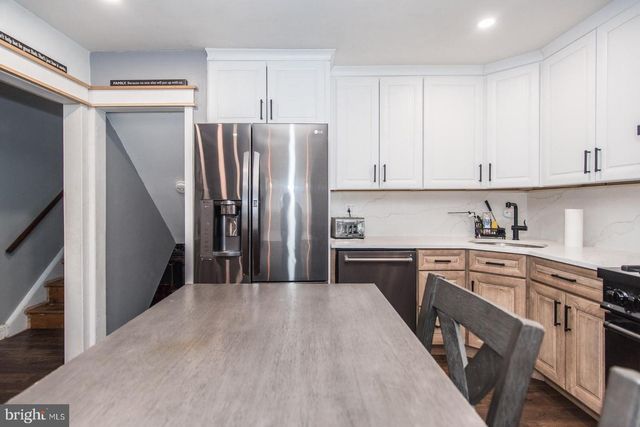 3278 OAK RD, Huntingdon Valley, PA 19006