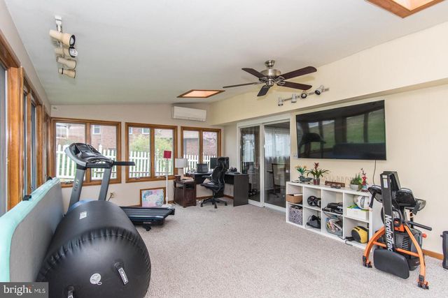 3278 OAK RD, Huntingdon Valley, PA 19006