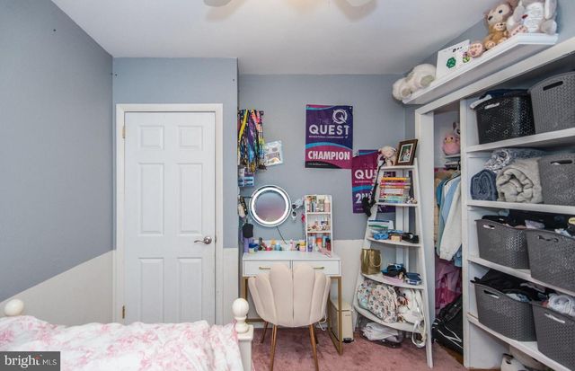 3278 OAK RD, Huntingdon Valley, PA 19006