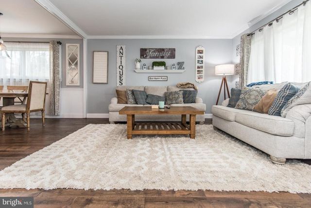 3278 OAK RD, Huntingdon Valley, PA 19006