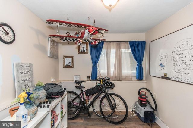 3278 OAK RD, Huntingdon Valley, PA 19006