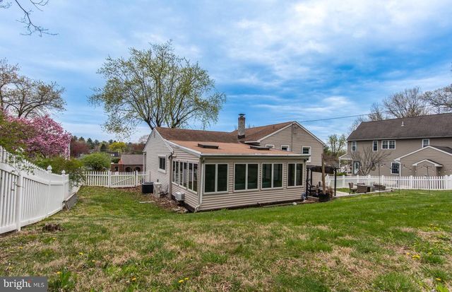 3278 OAK RD, Huntingdon Valley, PA 19006