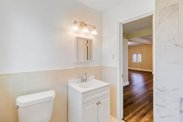 1114 Blackwood Avenue, Houston, TX 77032