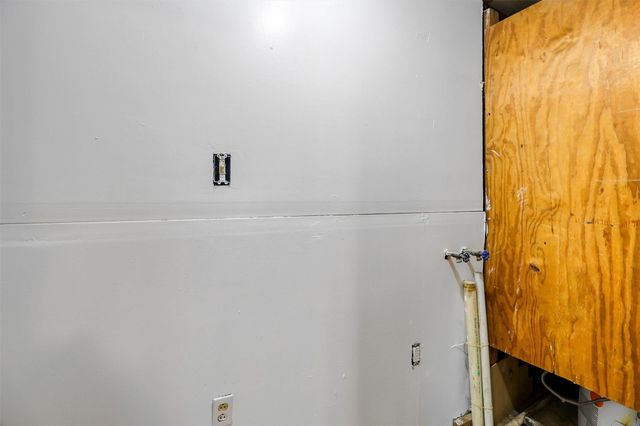 1114 Blackwood Avenue, Houston, TX 77032