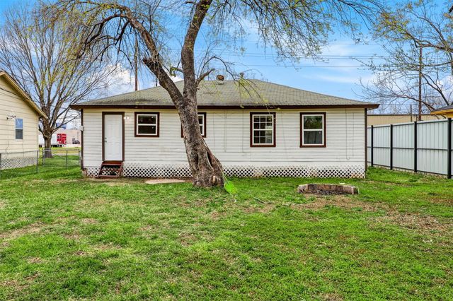 1114 Blackwood Avenue, Houston, TX 77032