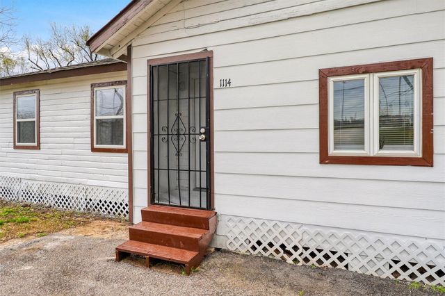 1114 Blackwood Avenue, Houston, TX 77032