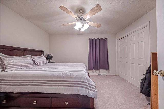 417 Farrington Dr, Seven Fields Boro, PA 16046