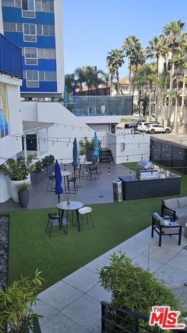 25 15th Place 101, Long Beach, CA 90802
