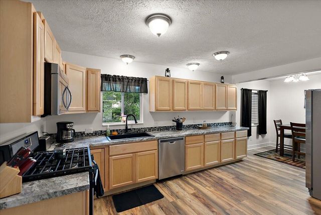 78 Carrie Street NW, Sparta, MI 49345