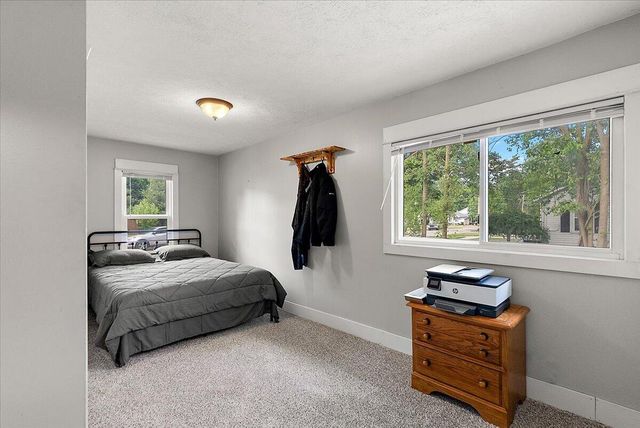 78 Carrie Street NW, Sparta, MI 49345