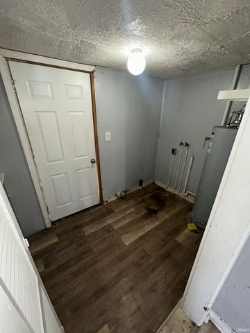 22 W Tennessee Street, Evansville, IN 47710