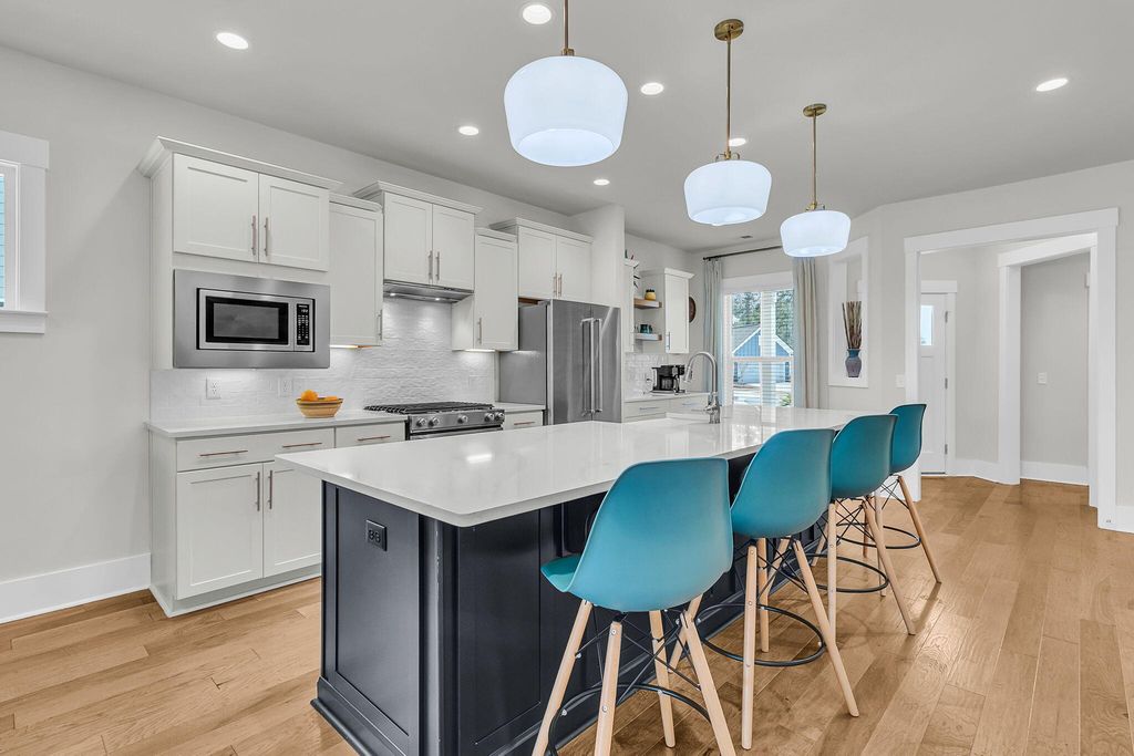 Image 16 of property listing at 108 Cardinal Cove Lane, Summerville, SC 29486