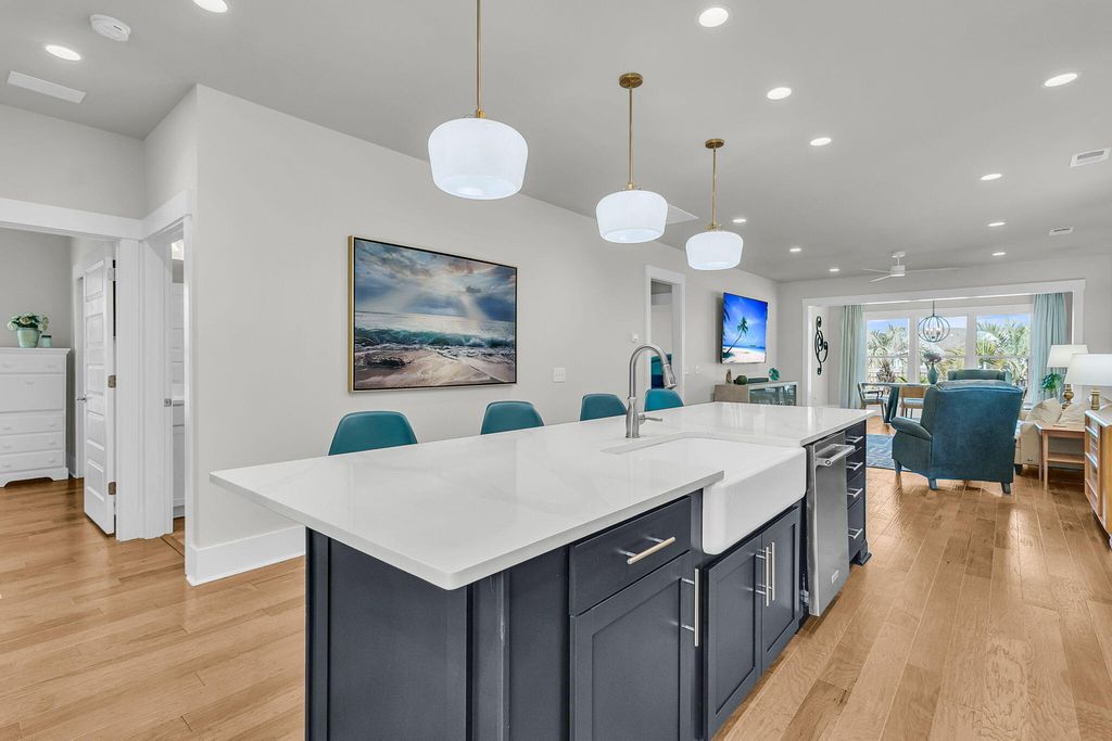 Image 17 of property listing at 108 Cardinal Cove Lane, Summerville, SC 29486