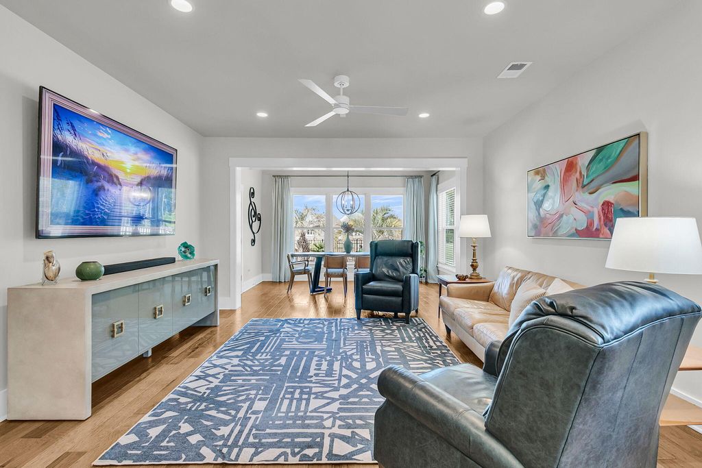 Image 18 of property listing at 108 Cardinal Cove Lane, Summerville, SC 29486