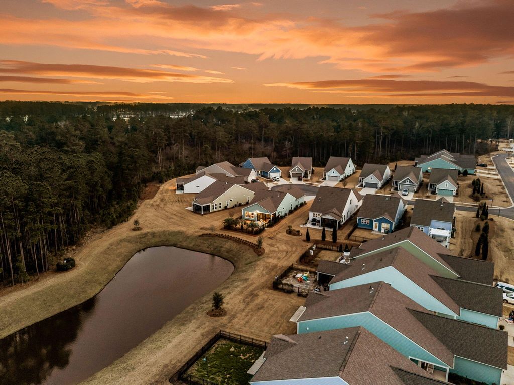 Image 41 of property listing at 108 Cardinal Cove Lane, Summerville, SC 29486