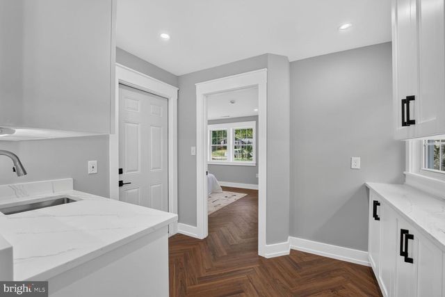 1915 SHANNON CT, Alexandria, VA 22306
