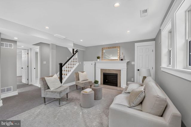 1915 SHANNON CT, Alexandria, VA 22306