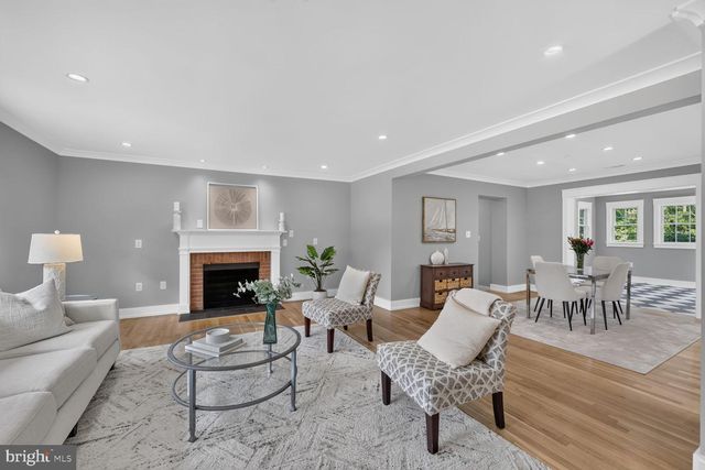 1915 SHANNON CT, Alexandria, VA 22306