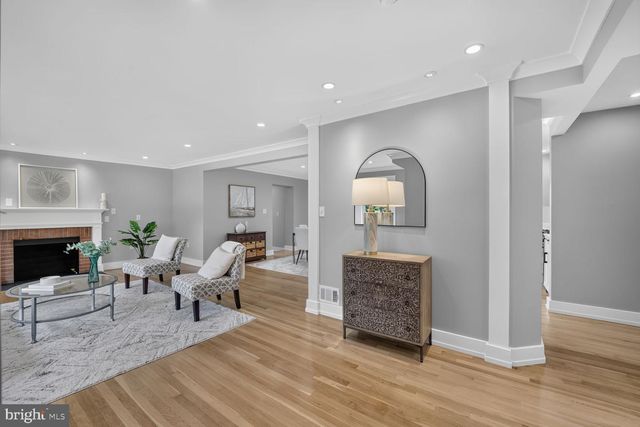 1915 SHANNON CT, Alexandria, VA 22306