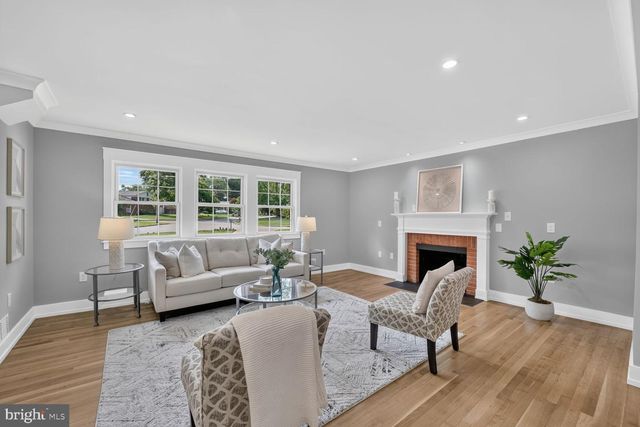 1915 SHANNON CT, Alexandria, VA 22306