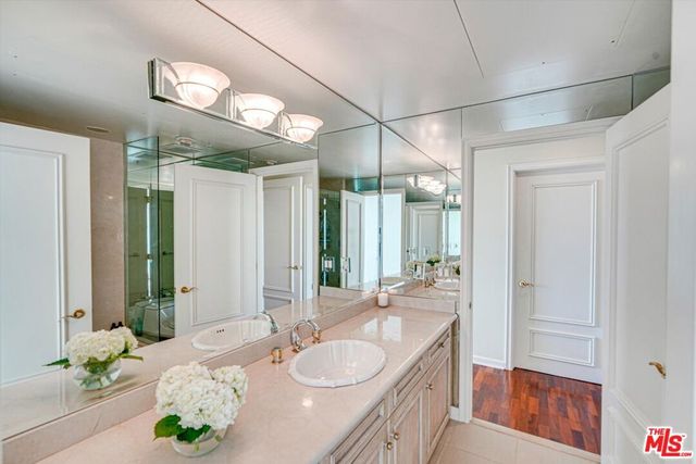 10580 Wilshire Boulevard 8SW, Los Angeles, CA 90024