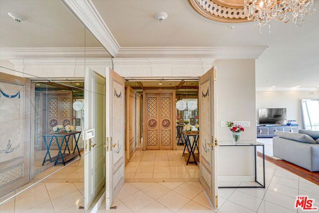 10580 Wilshire Boulevard 8SW, Los Angeles, CA 90024