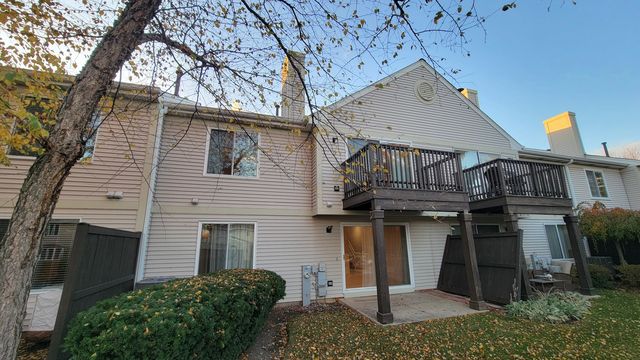 2765 S Cedar Glen Drive, Arlington Heights, IL 60005