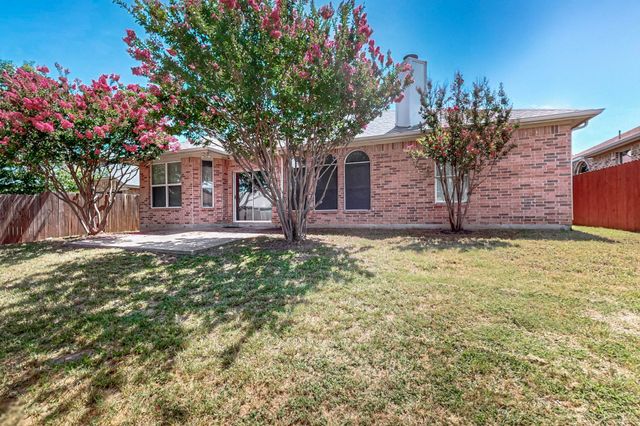165 Hirth Drive, Crowley, TX 76036